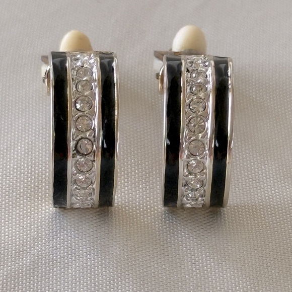 Vintage Elegant Black Enamel Gold & Rhinestone Half Hoops Clip Earrings - Picture 2 of 13